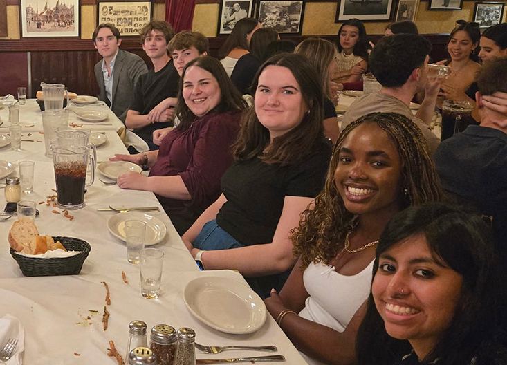 CC_exploration_dinner_733x528 Students at restaurant