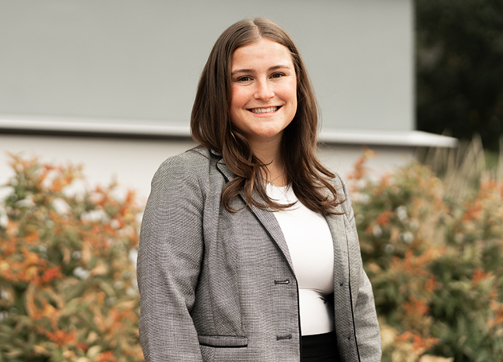 MS in accounting student posing outside the Whitman School