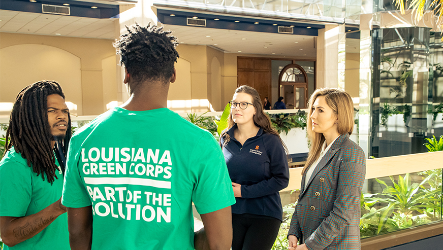 Students working with representatives from LA Green Corps