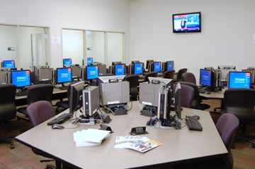 Computer Technology Lab (210) Image
